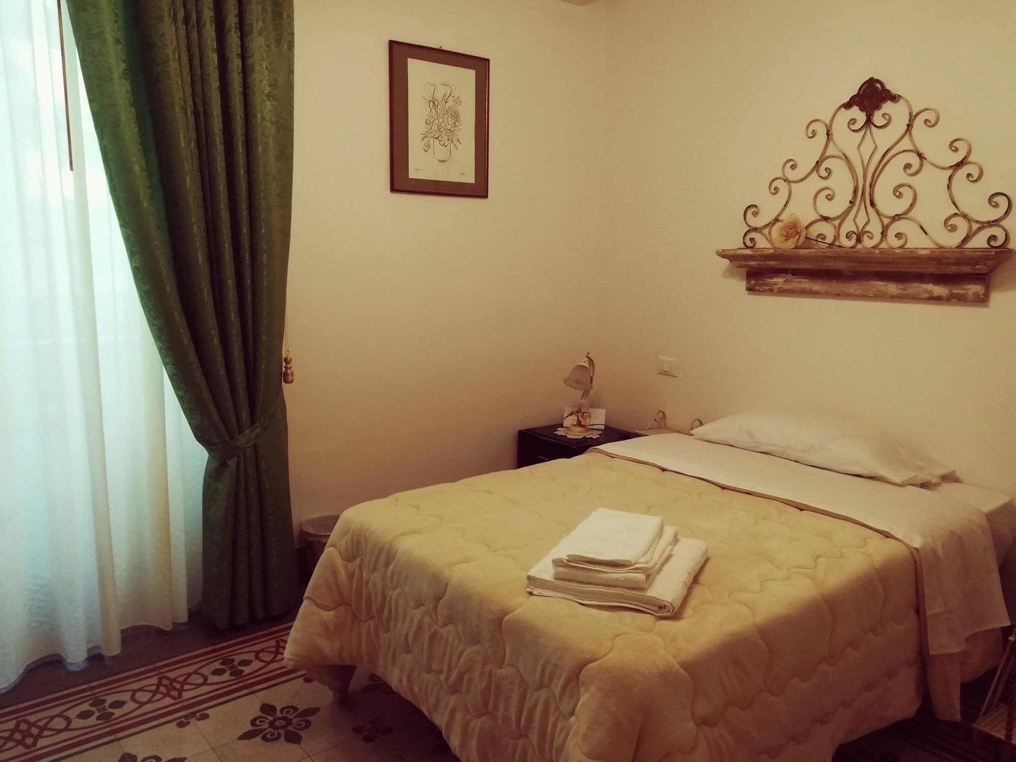 Le Rose Del Viale Hotel Palermo Exterior photo